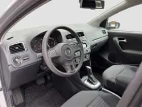 Volkswagen Polo (2012) thumbnail 7