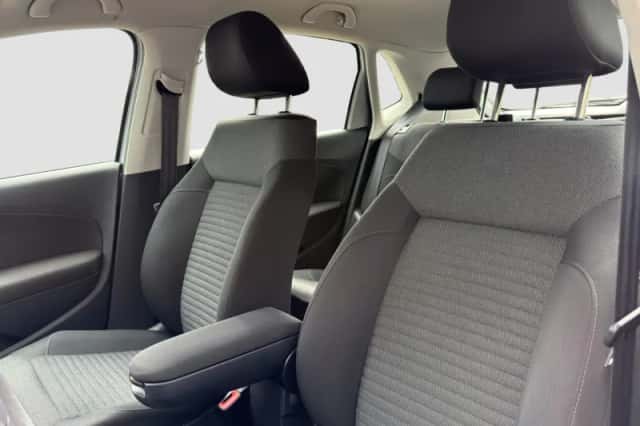 Volkswagen Polo (2012) thumbnail 8