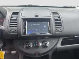 Nissan Note (2010) thumbnail 12