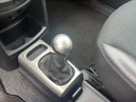 Nissan Note (2010) thumbnail 14