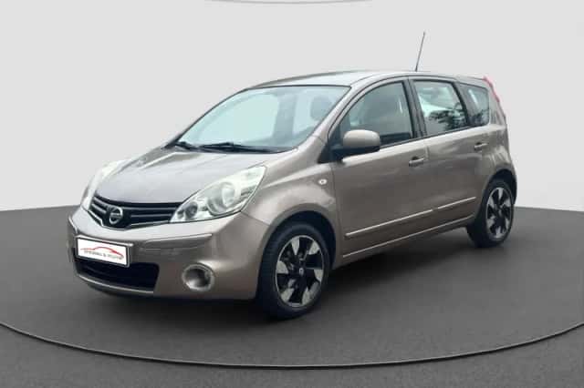 Nissan Note (2010) thumbnail 4