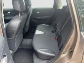 Nissan Note (2010) thumbnail 8
