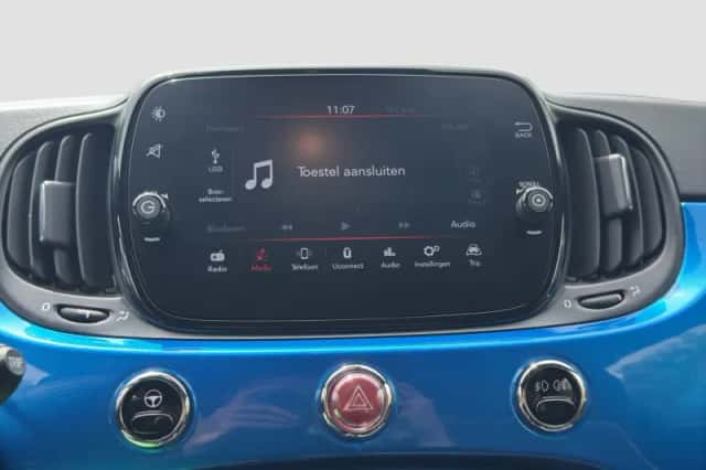 Fiat 500 (2019) thumbnail 12