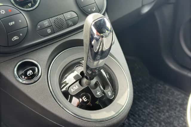 Fiat 500 (2019) thumbnail 14