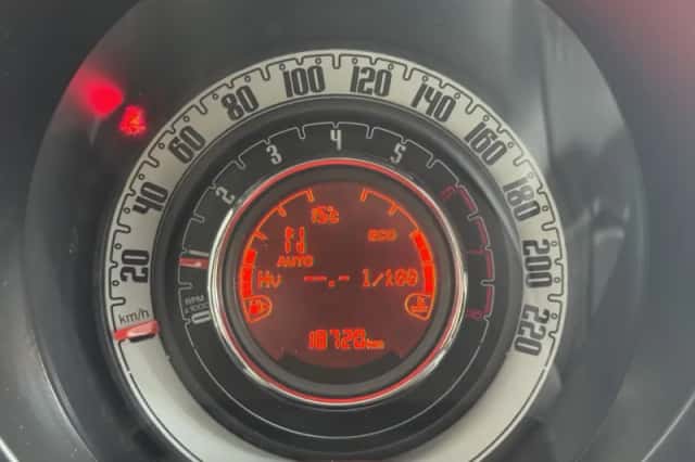 Fiat 500 (2019) thumbnail 21