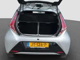 Toyota Aygo (2014) thumbnail 17