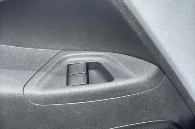 Toyota Aygo (2014) thumbnail 20