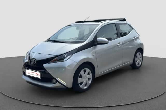 Toyota Aygo (2014) thumbnail 4