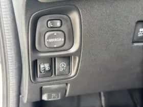 Toyota Aygo (2014) thumbnail 9