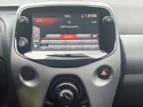 Toyota Aygo (2018) thumbnail 13