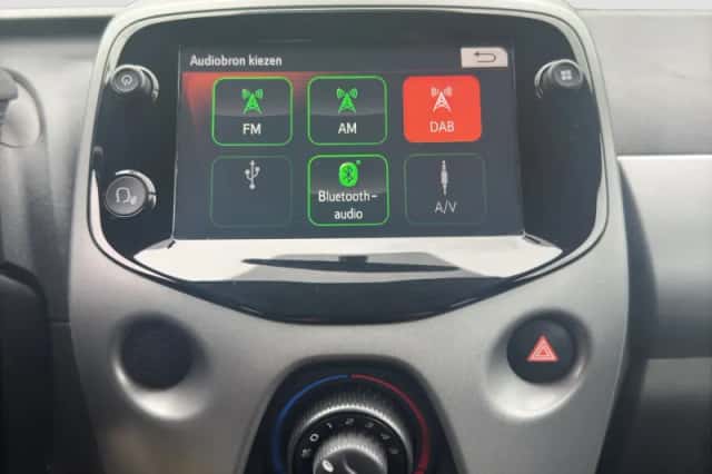 Toyota Aygo (2018) thumbnail 14