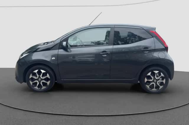 Toyota Aygo (2018) thumbnail 5