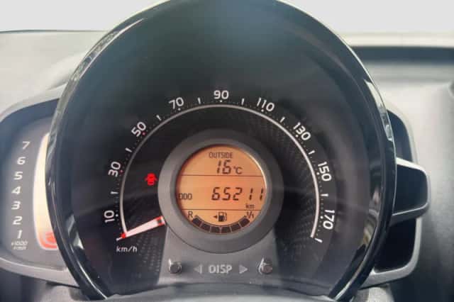 Toyota Aygo (2018) thumbnail 10