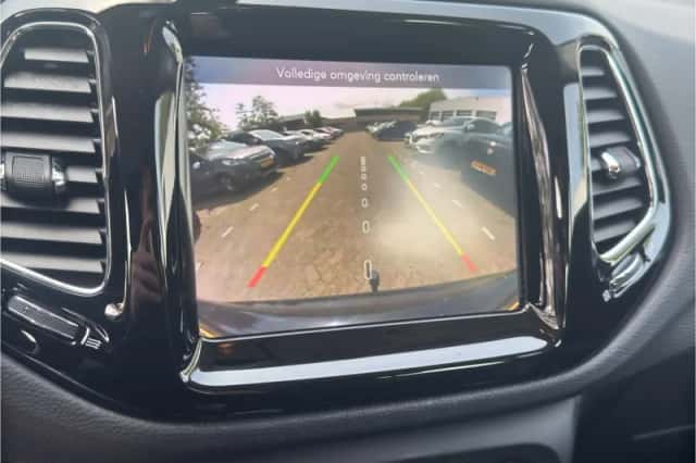 Jeep Compass (2020) thumbnail 18