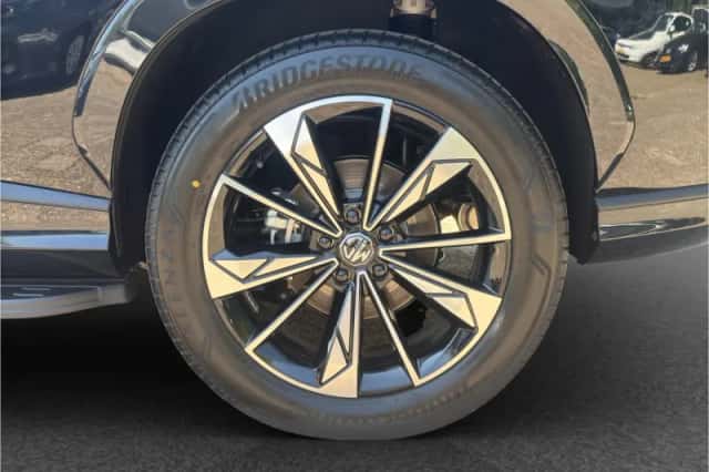 MG HS PHEV (2024) thumbnail 5