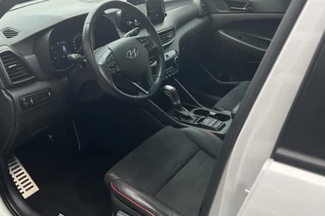 Hyundai Tucson (2019) thumbnail 3