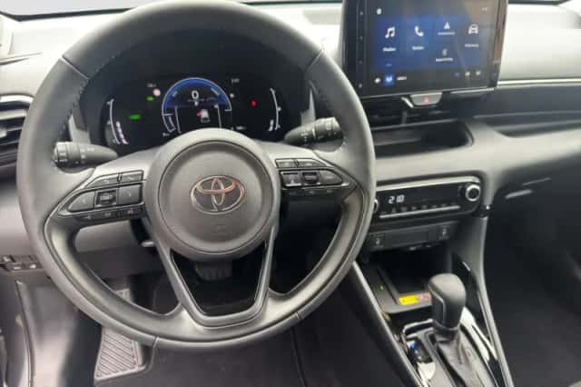 Toyota Yaris (2025) thumbnail 4