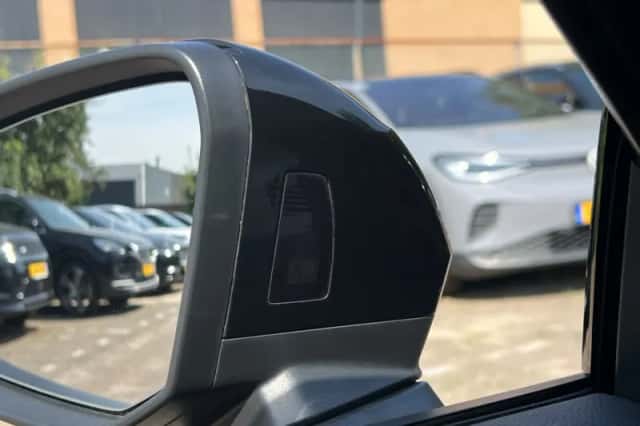 Audi Q2 (2019) thumbnail 6