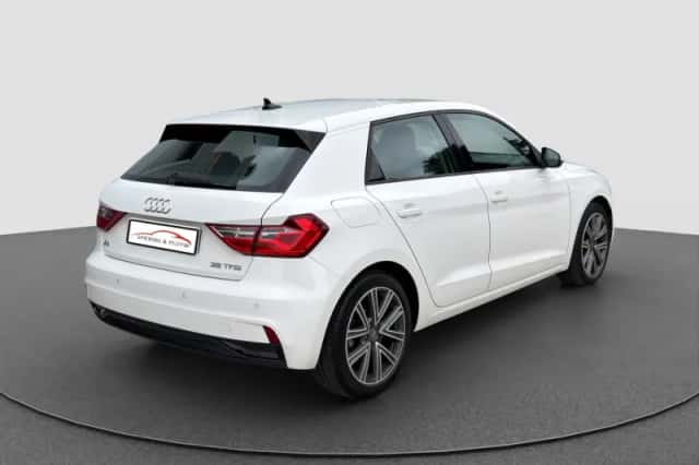 Audi A1 (2019) thumbnail 5