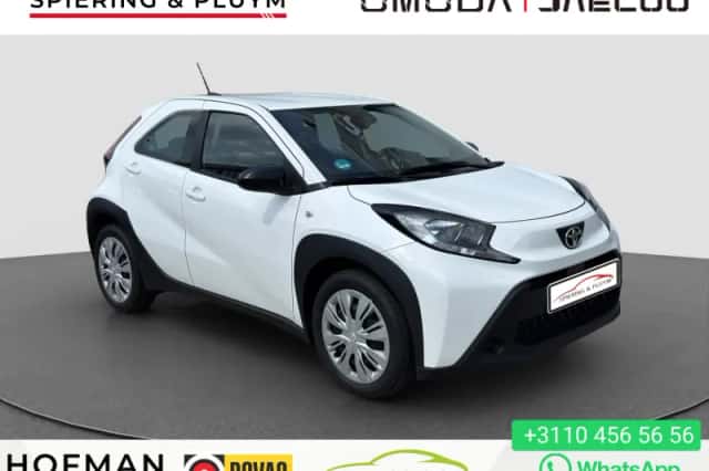 Toyota Aygo X (2022) thumbnail 1