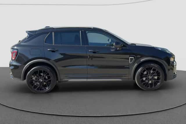 Lynk & Co 01 (2023) thumbnail 2