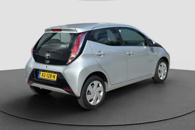 Toyota Aygo (2018) thumbnail 6
