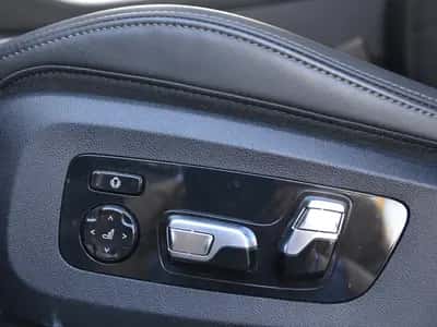 BMW X5 (2023) thumbnail 12