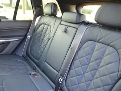 BMW X5 (2023) thumbnail 15
