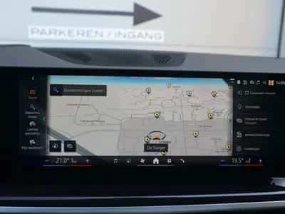 BMW X5 (2023) thumbnail 22