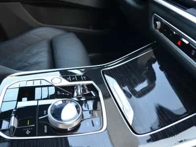 BMW X5 (2023) thumbnail 5
