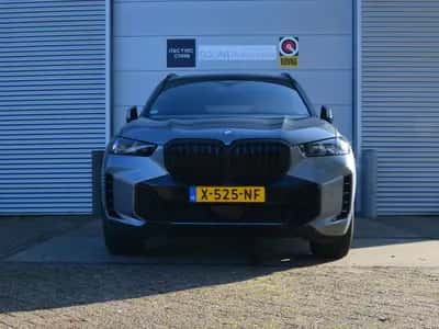 BMW X5 (2023) thumbnail 7