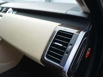 Land Rover Range Rover Sport (2014) thumbnail 26