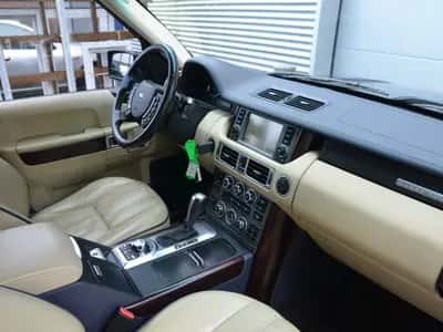 Land Rover Range Rover (2007) thumbnail 11