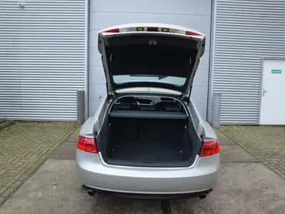 Audi A5 (2012) thumbnail 25
