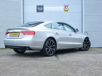 Audi A5 (2012) thumbnail 7