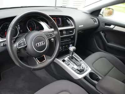 Audi A5 (2012) thumbnail 9