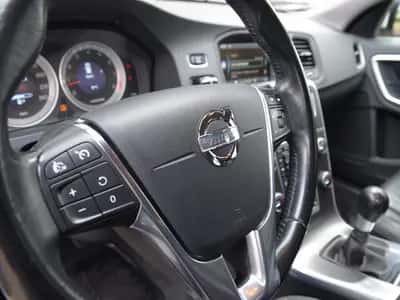 Volvo V60 (2013) thumbnail 14