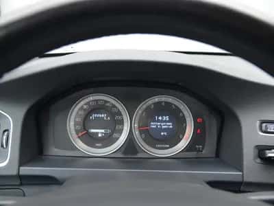 Volvo V60 (2013) thumbnail 15