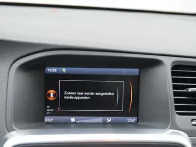 Volvo V60 (2013) thumbnail 21