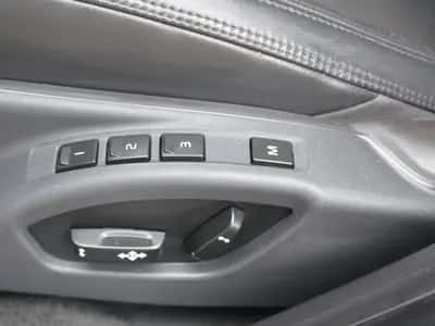 Volvo V60 (2013) thumbnail 26
