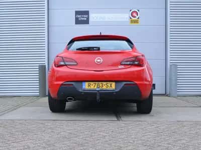 Opel Astra GTC (2017) thumbnail 8