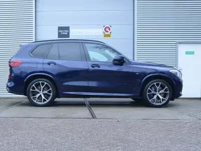 BMW X5 (2020) thumbnail 8