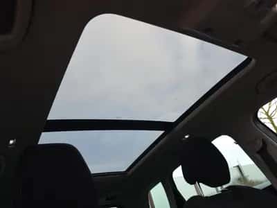 Škoda Karoq (2019) thumbnail 2