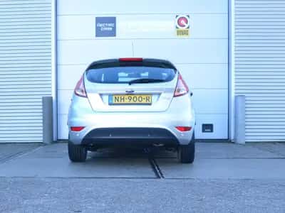 Ford Fiesta thumbnail 8