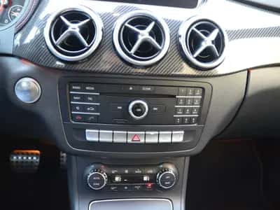 Mercedes-Benz B-Klasse (2016) thumbnail 24