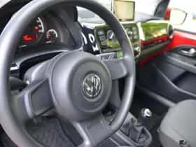 Volkswagen Up! (2014) thumbnail 13