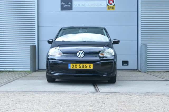 Volkswagen Up! (2019) thumbnail 5