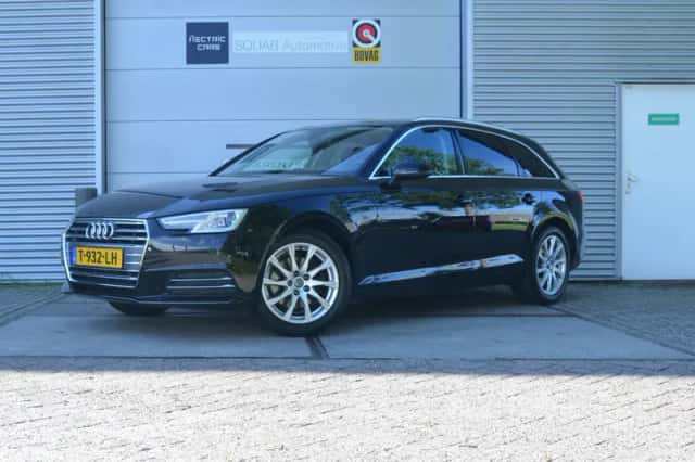 Audi A4 (2018) thumbnail 1