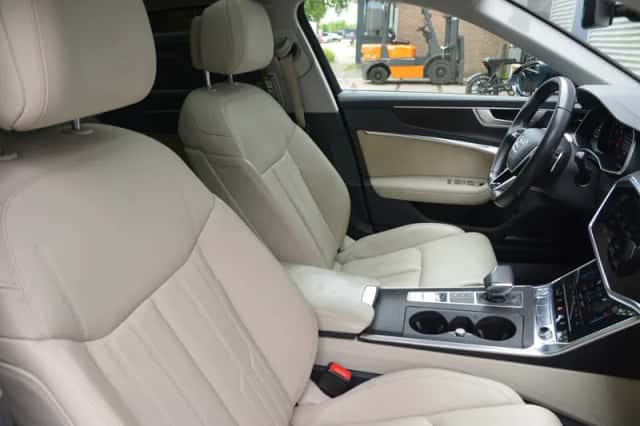 Audi A6 (2019) thumbnail 3