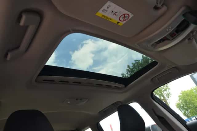 Volvo XC70 (2015) thumbnail 2
